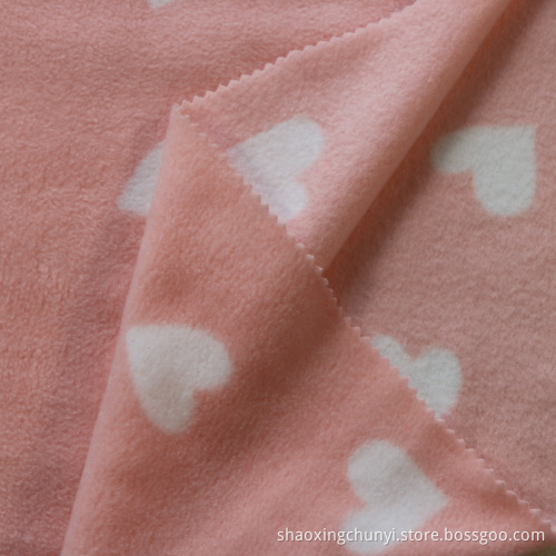 Heißer Verkauf 100 Polyester Customized Color Weiches und dehnbares Herzmuster Druck Polar Fleece Stoff für Kleidung